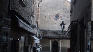 サンマリノでもっと古い教会