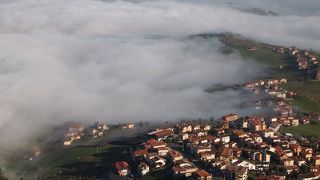 ３つの城塞のうちで真ん中にある城砦