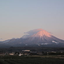夕暮れの伯耆富士