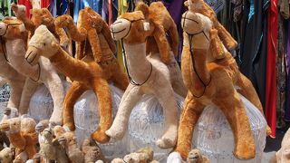 ランプ、らくだのぬいぐるみ、オイル！