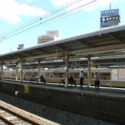 大阪万博会場の最寄り駅としてバスターミナルが整備され発展したＪＲ茨木駅（いばらきえき）