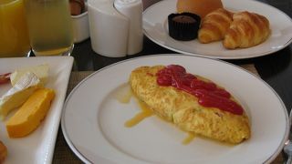 旅立つ前にヒルトンブレックファーストを満喫
