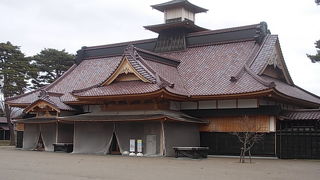 再建の建築ですので、歴史的な価値はありません