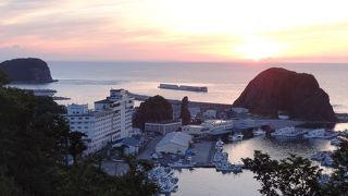 かけ流しの天然温泉を堪能