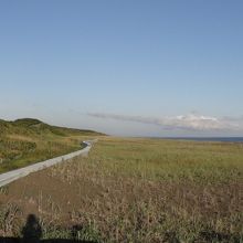 左・サロマ湖、中央・展望台、右・オホーツク海