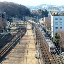 橋の上からだとこういう絵が撮れる。