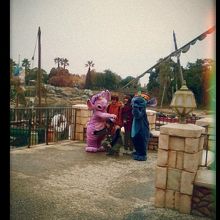 スティッチとの写真撮影は40分待ちでした(汗)←並びましたよ