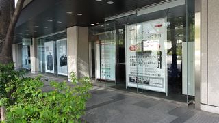 基本は修理受付なのですが、ここではカメラの高度が使い方の方法を教えてくれまする