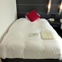 ベッドサイズは 幅120cm×縦200cm 