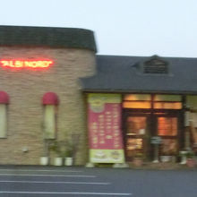 ケーキの盛り合わせがお勧め