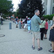 配布30分前で、この行列