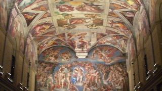 名画と記念撮影