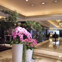 レセプション前のホール。