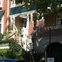 ラプラプがお出迎え