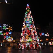 クリスマスはこんなツリーが。