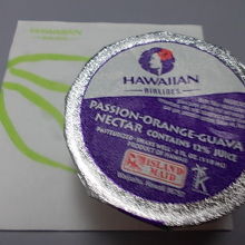 約30分の短距離フライトでも飲み物を頂けました