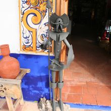 お土産物屋の前のドンキホーテ