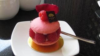 ゆったりとアフターヌーンティーを