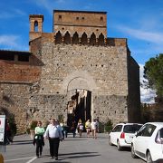 サンジミニャーノの南側の城門
