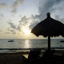 すがすがしいベノアビーチの朝