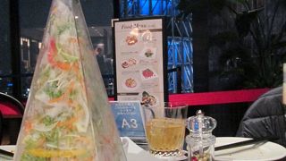 スカイツリーを見ながらビールが飲める