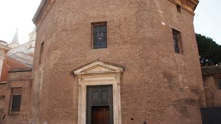 外観以上に内部は洗練されている