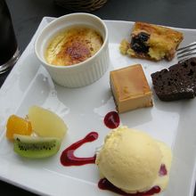 これと飲み物で1000円＾＾