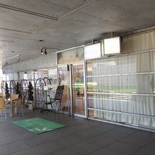 併設レストラン