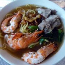 海老叉焼麺 ＳＧＤ ８＝￥５６０− 