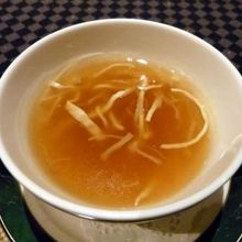 干し貝柱と干し豆腐入りスープ 