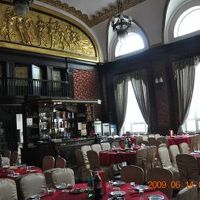 ダイニングホール