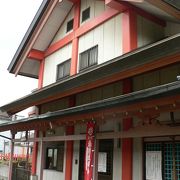 徳川家康に５００挺の鉄砲を造った功績で創建された高須神社