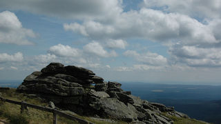 悪魔の説教壇と魔女の祭壇
