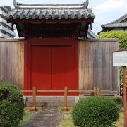 興福寺の中に移築・保存