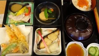 飛行機の見えるレストラン