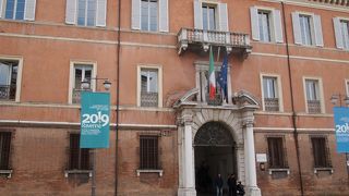 ラベンナの中心のポポロ広場に