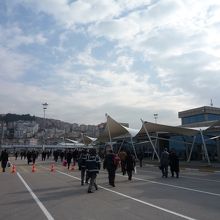 船を下りた直後