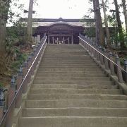 由緒ある風な神社です