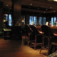 ホテルのバーです。スタッフが気さくで楽しかった