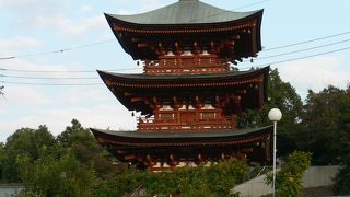 境内は大阪府指定史跡で見所が多い大阪府堺市家原寺（えばらじ）