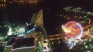 クリスマスの時期はなんとペアで一人分の値段でした。