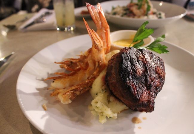 GrilledFilletSteak&KingPrawns