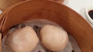 巨大飲茶レストラン