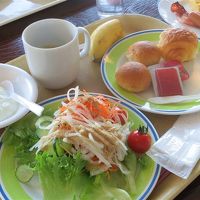 朝食バイキング