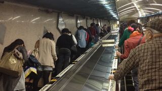 地下鉄で楽器の町へ