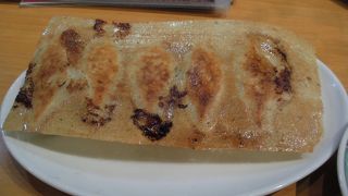 羽根付きで有名。