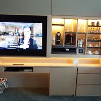 客室のTV＆Bar等(写真ボケてます）