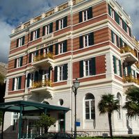 エントランス外観