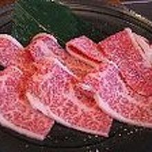 炭火焼肉 いろり