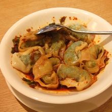 ちょっと辛いですよ・・ぴりからわんたん